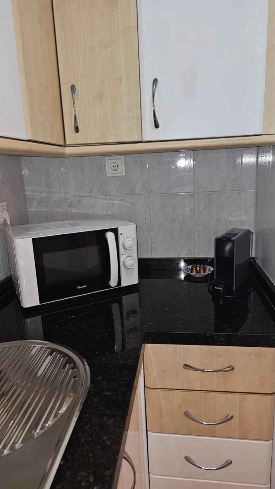 Ideal Holiday Apartment One Bedroom City Center Málaga Kültér fotó