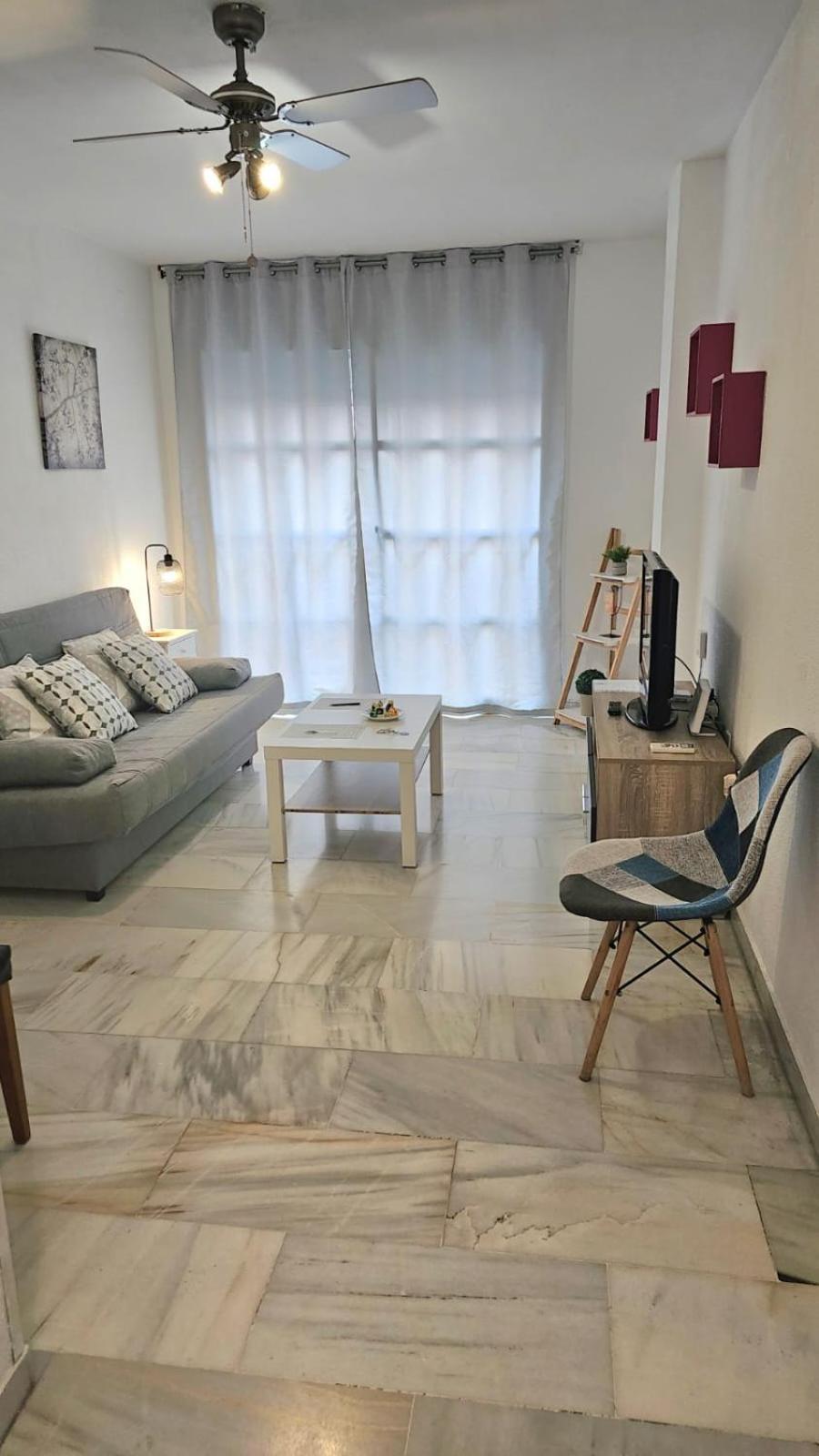 Ideal Holiday Apartment One Bedroom City Center Málaga Kültér fotó