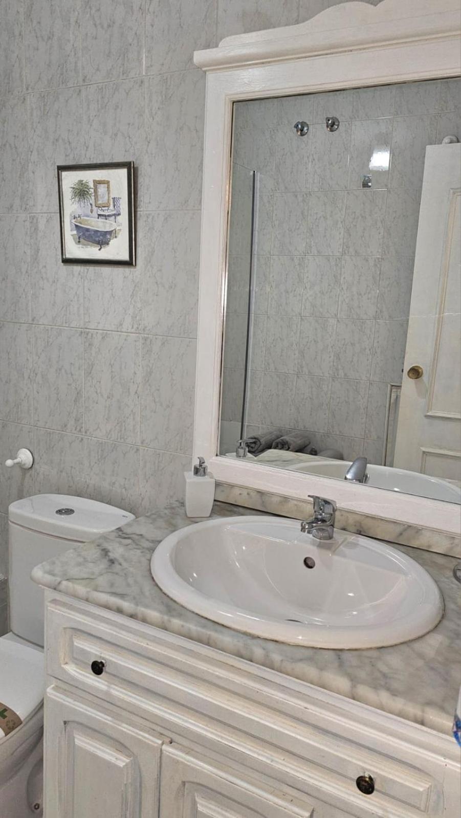 Ideal Holiday Apartment One Bedroom City Center Málaga Kültér fotó
