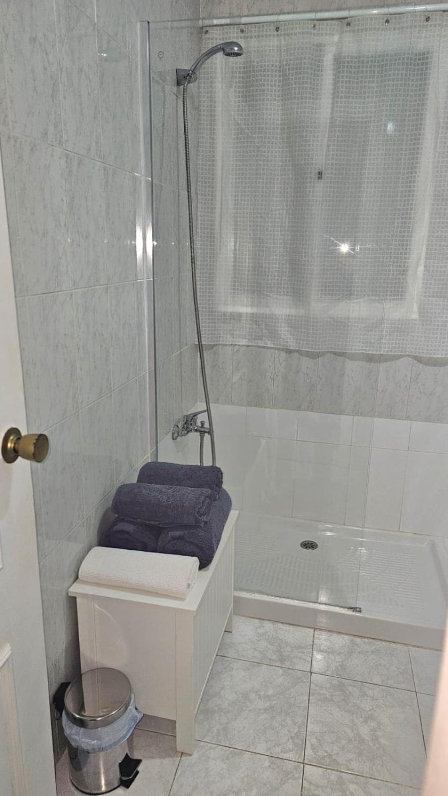 Ideal Holiday Apartment One Bedroom City Center Málaga Kültér fotó