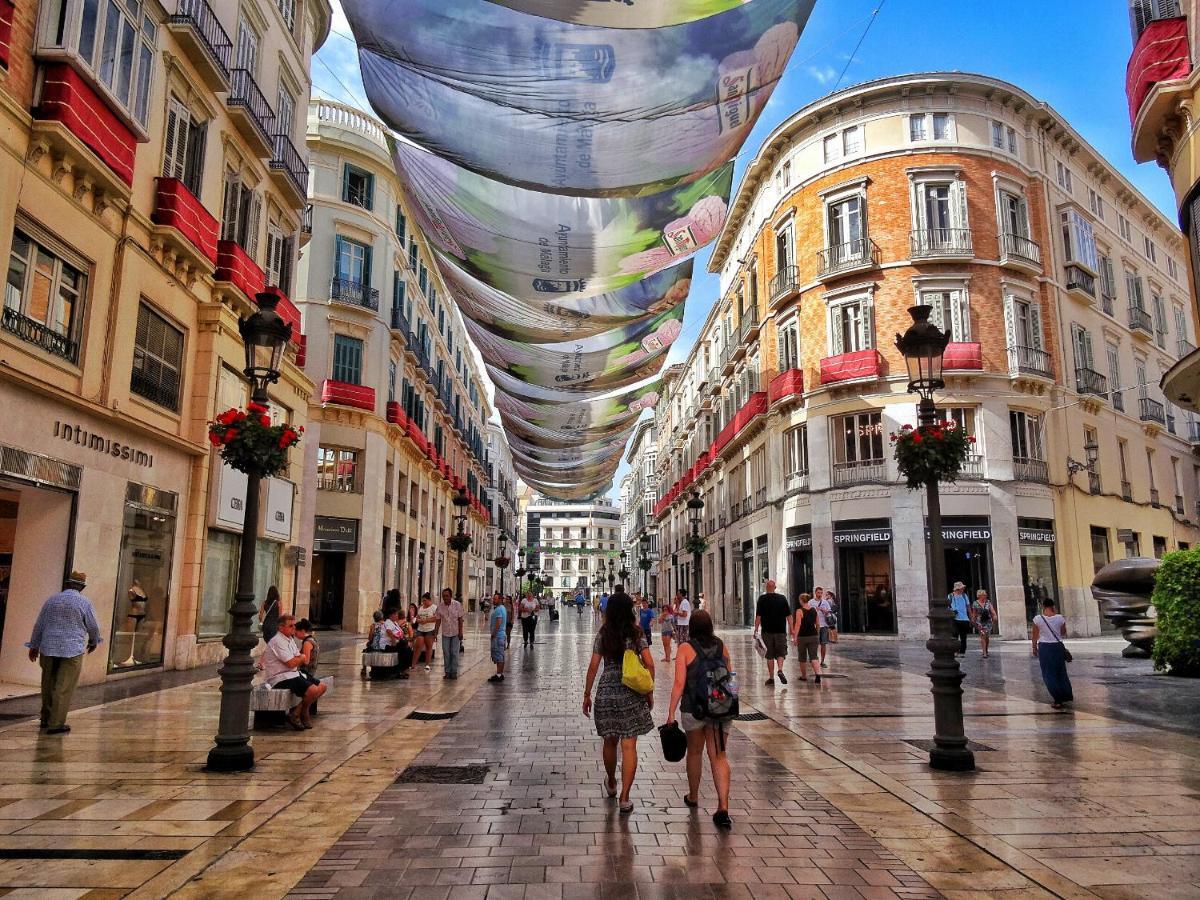 Ideal Holiday Apartment One Bedroom City Center Málaga Kültér fotó